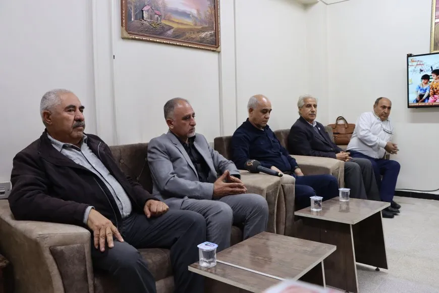 Şandeyek ji Civaka Êzidî Rêber Apo silav kir