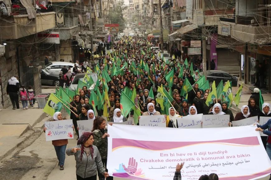 Li 5 navendan peyama 25ˊê Mijdarê: Em ji bo wekheviyê tê dikoşin