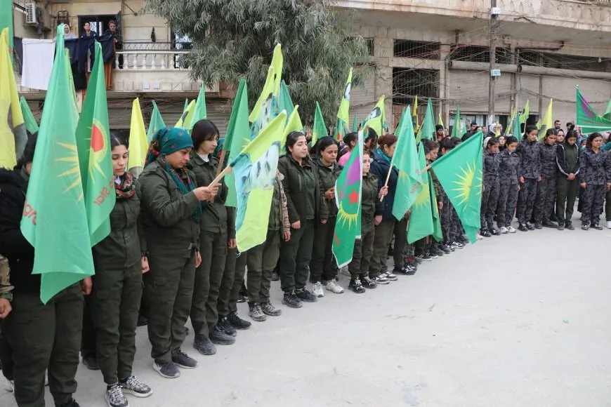 Li 5 navendan peyama 25ˊê Mijdarê: Em ji bo wekheviyê tê dikoşin