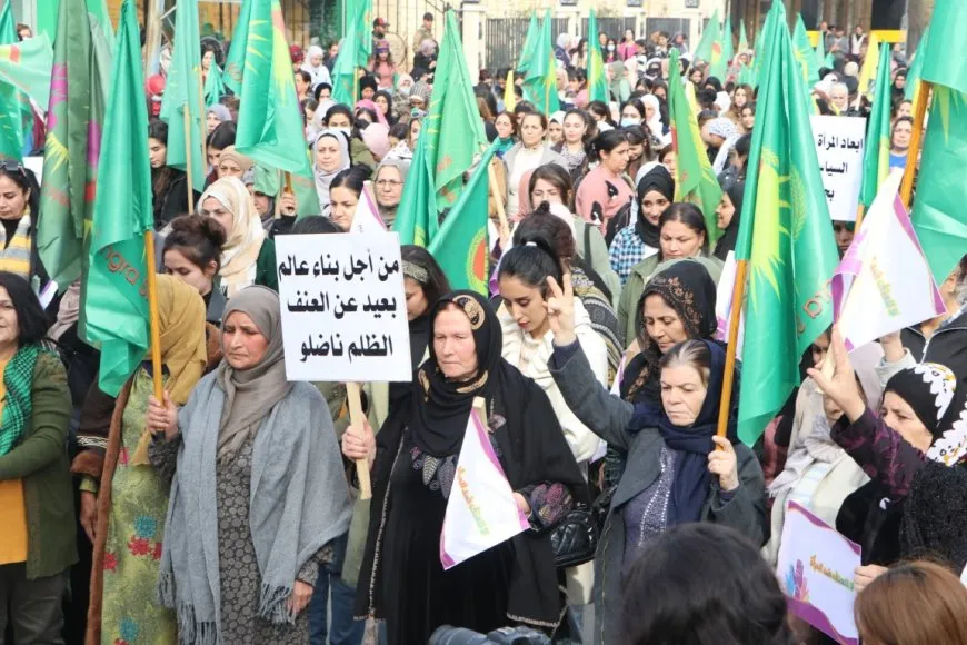 Li 5 navendan peyama 25ˊê Mijdarê: Em ji bo wekheviyê tê dikoşin