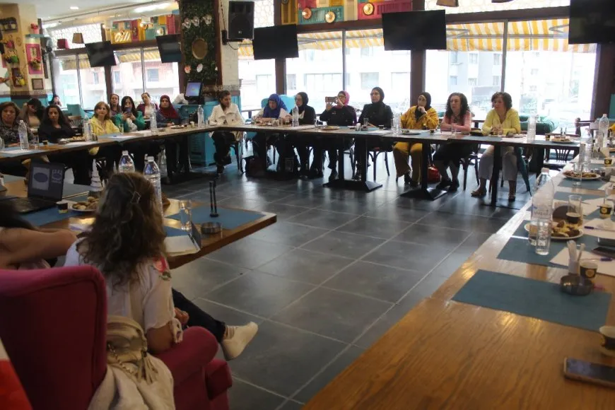  Li Beyrûtê li ser têkoşîna dijî tundiya li ser jinan panel hat lidarxistin