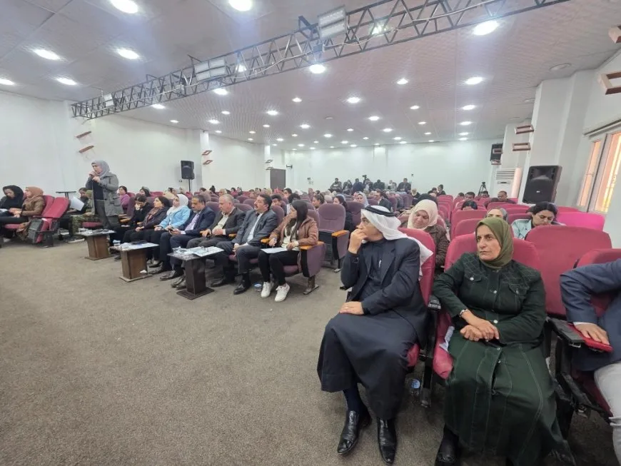 Tundiya siyasî û civaklî li dijî jinan mijara penelekê bû
