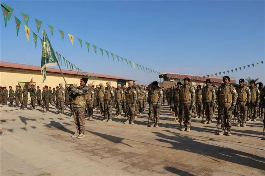 Hêzên Erkê Xweparastinê perwerdeya 450 şervanên nû bi dawî kir