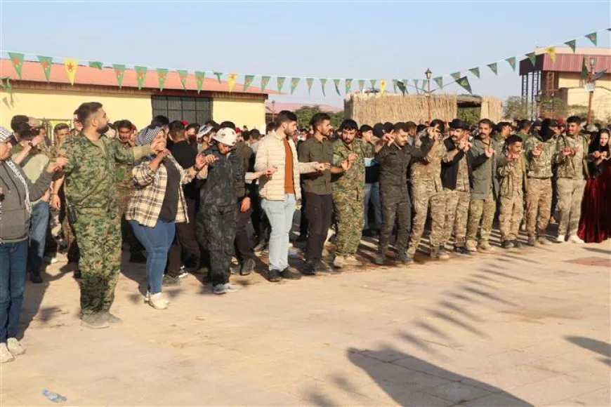 Hêzên Erkê Xweparastinê perwerdeya 450 şervanên nû bi dawî kir