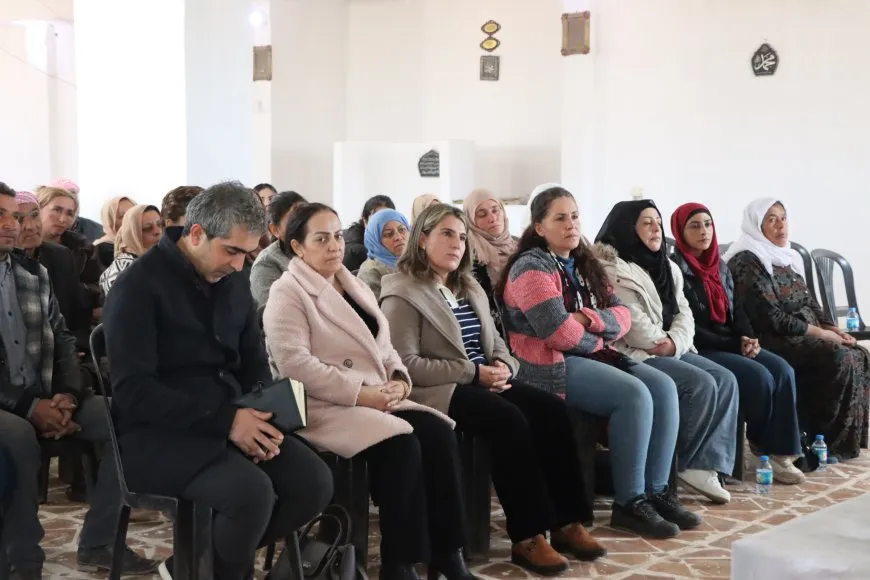 Li kantona Firatê 2 konferansên komînan hate lidarxistin