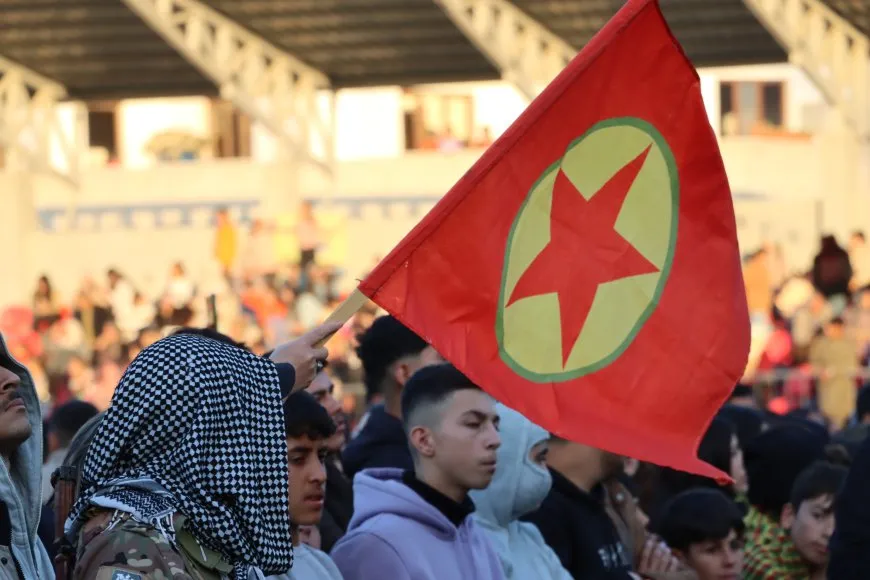 Bi dehhezaran şêniyên kantona Firatê 27’ê Mijdarê pîroz kir