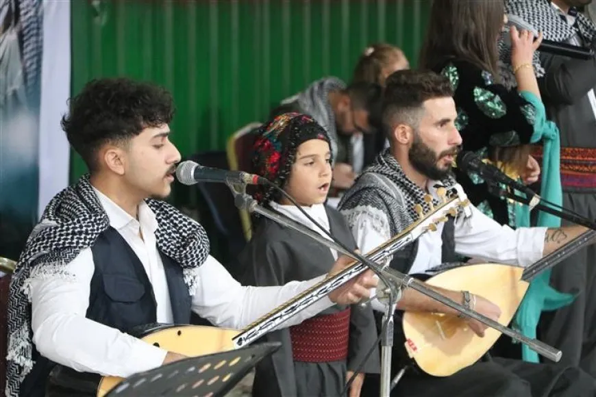 Cejna Berxwedana Neteweyî li 5 bajaran hat pîrozkirin