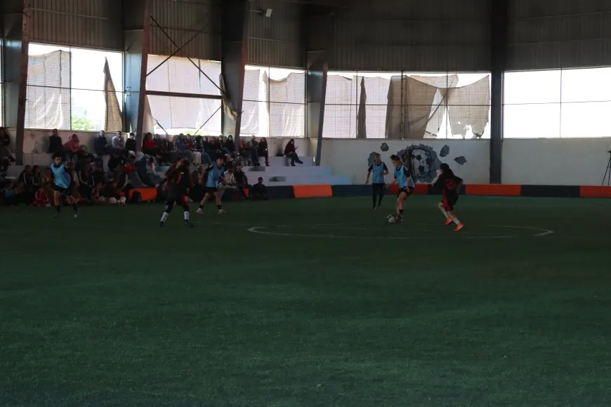 Bi boneya 25’ê Mijdarê de turnovaya futbolê ya jinên ciwan