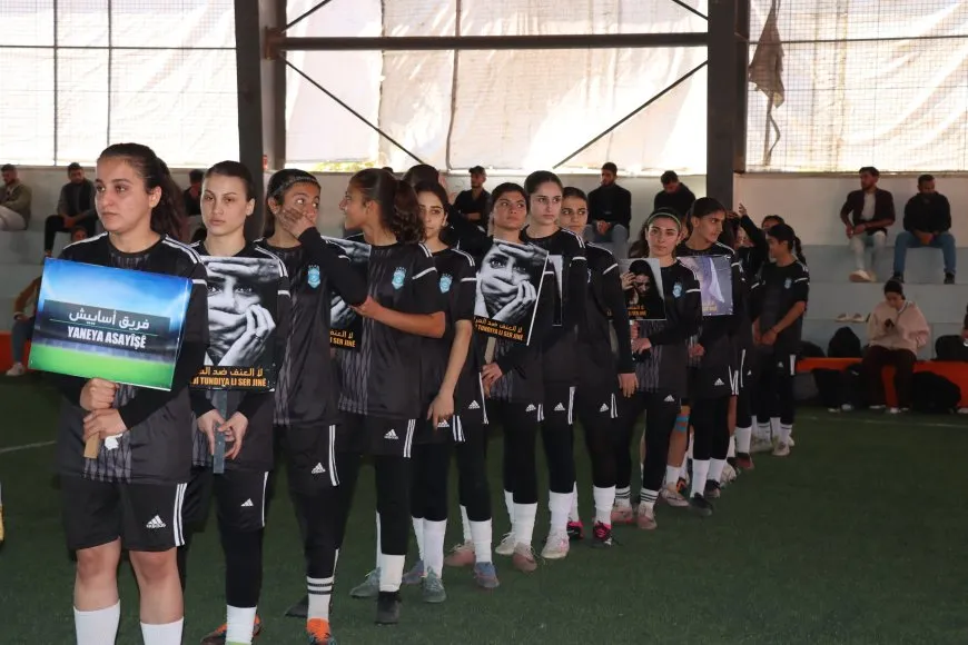 Bi boneya 25’ê Mijdarê de turnovaya futbolê ya jinên ciwan