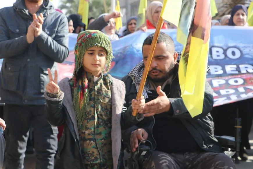 Şêniyên Hesekê û koçberan azadiya fîzîkî ya Rêber Abdullah Ocalan xwest