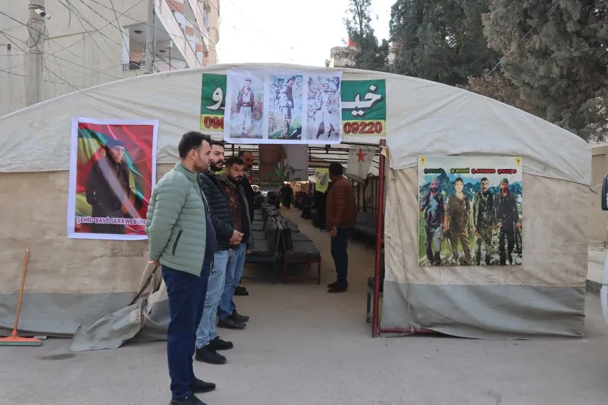 Sersaxî ji malbata endamê TEV-DEMˊê şehîd Hezarî re hat xwestin