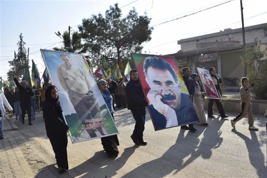 Gel li 2 bajaran meşiyan: Dem dema azadiya Rêber Apo ye