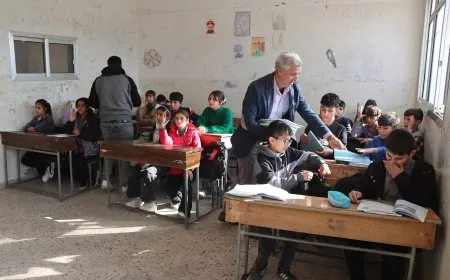 Materyalên kêm li dibistanan tên belavkirin