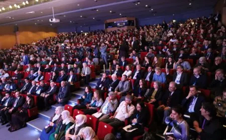 Konferansa Aştî û Civaka Demokratîk a Navneteweyî dest pê kir