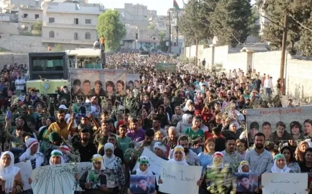 'Em çawa bi hev re derketin em ê bi hev re vegerin jî'