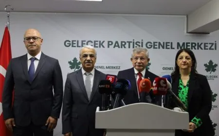 Hevdîtina Şandeya Îmralî û Partiya Gelecek: Divê gav bi  lez bên avêtin