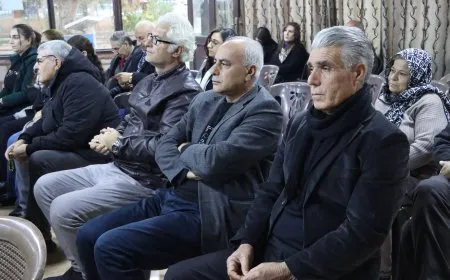 Li Qamişloyê şevbuhêrka xwendina kurteçîrokên serketî