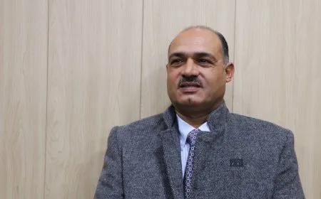 Sabit El Cewher: Siberoja Sûriyeyê bi demokrasî û nenavendkirinê ve girêdayî ye