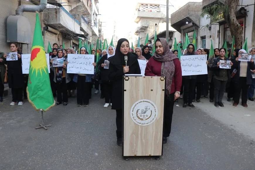Koçberên ji Efrîn û Şehbayê: Em daxwaza vegera ewle dikin