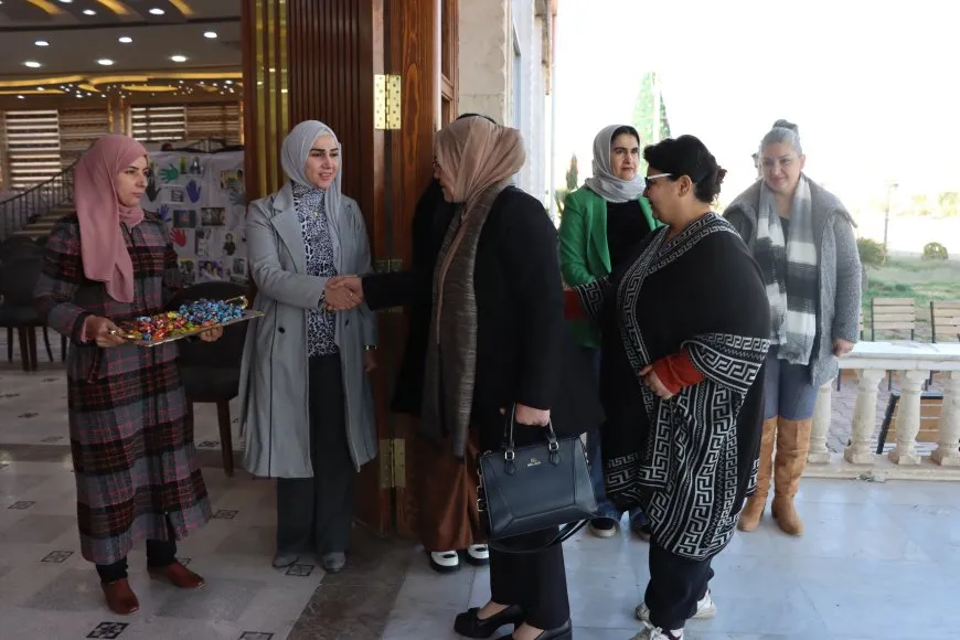 Çandên xwedawend, Jinên Qesrê, Satî û Jina Azad hatin nîqaşkirin