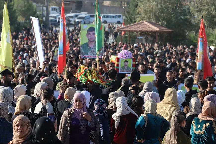 Xelkê Firatê şehîdek oxir kir, yek jî bi bîr anî