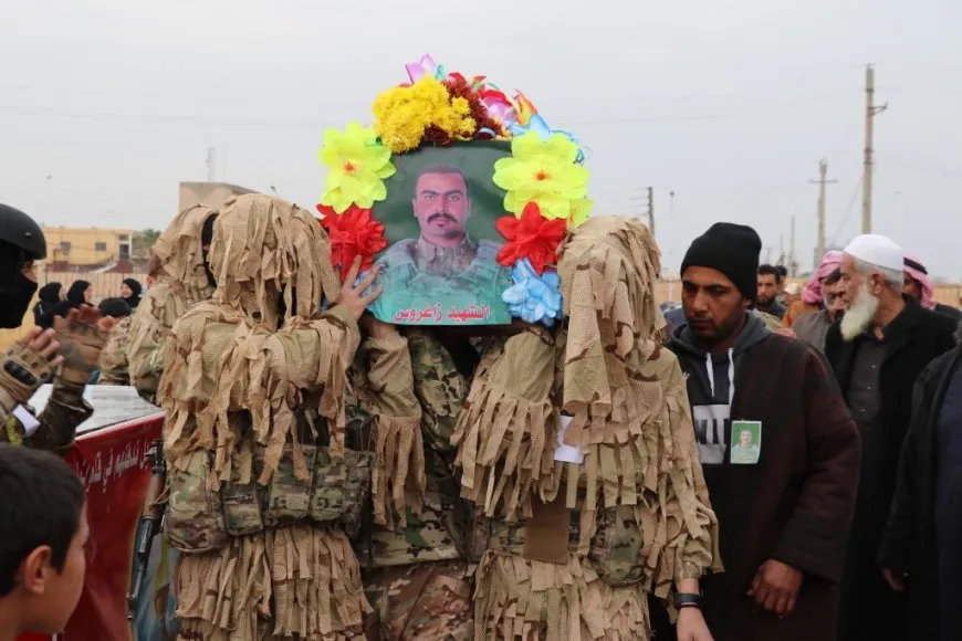 Bi merasîmekê şehîd Zagros spart axê