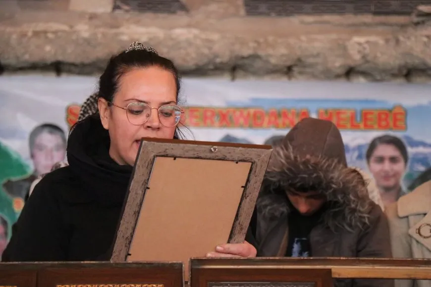 Xelkê Helebê 2 gerîla bi bîr anîn, sersaxî da malbata şehîdekî