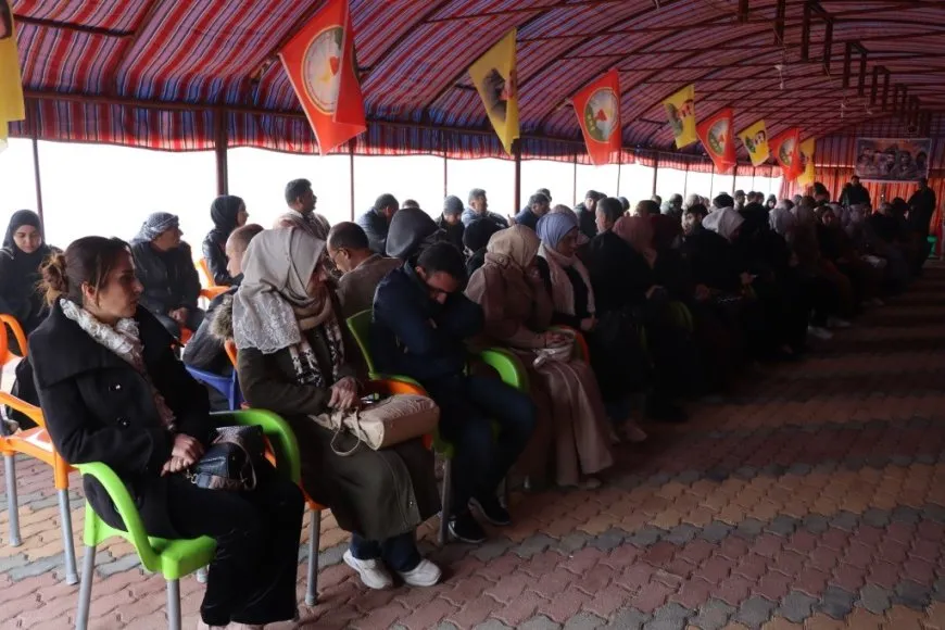 Şêniyên Tebqayê sersaxî da malbata şehîd Umer Şihada