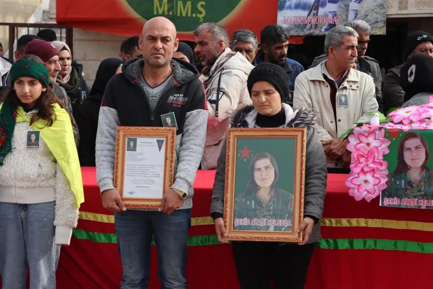 Bi sedan kesî cenazeyê şehîd Azadî Helebce oxir kir