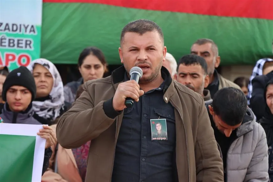 Bi sedan kesî cenazeyê şehîd Azadî Helebce oxir kir