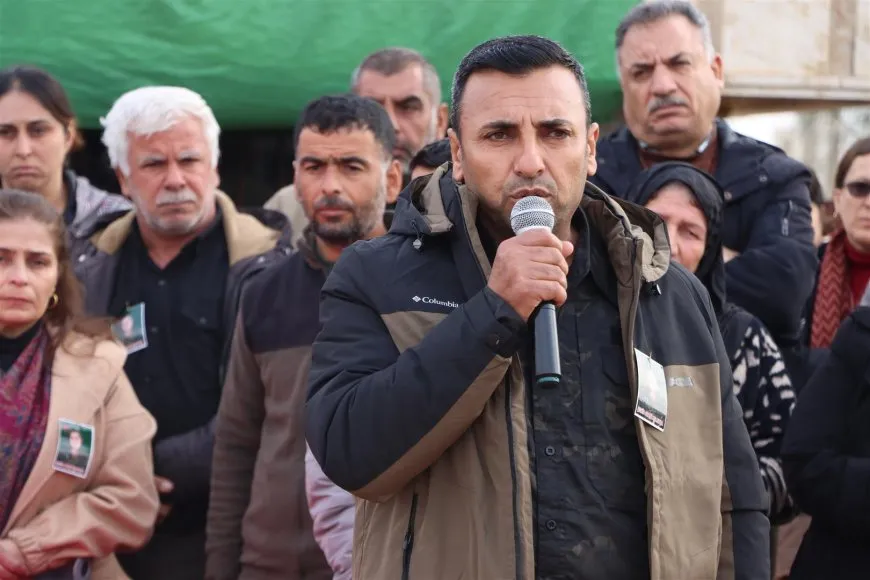 Bi sedan kesî cenazeyê şehîd Azadî Helebce oxir kir