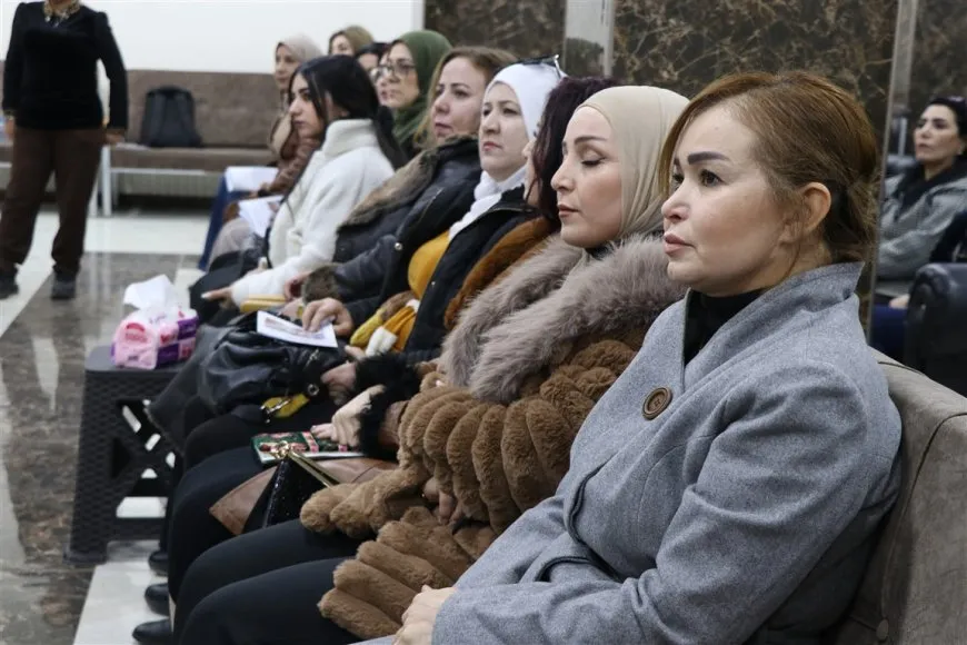 Li Hesekê panêlek derberê mafê koçberan û vegera wan hate lidarxistin