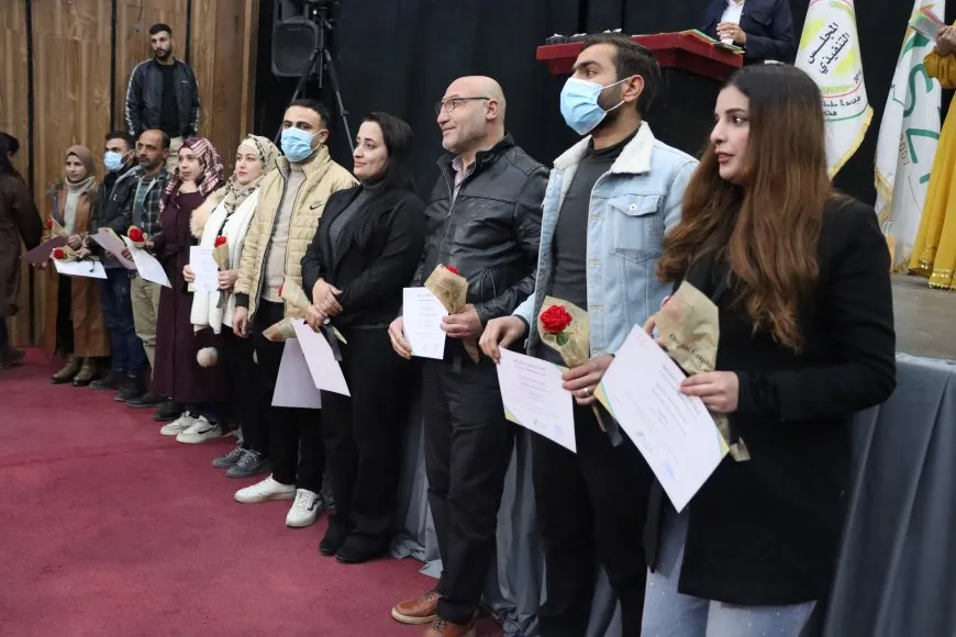 Bawernameyên zimanê kurdî li 110 xwendekaran hatin belavkirin