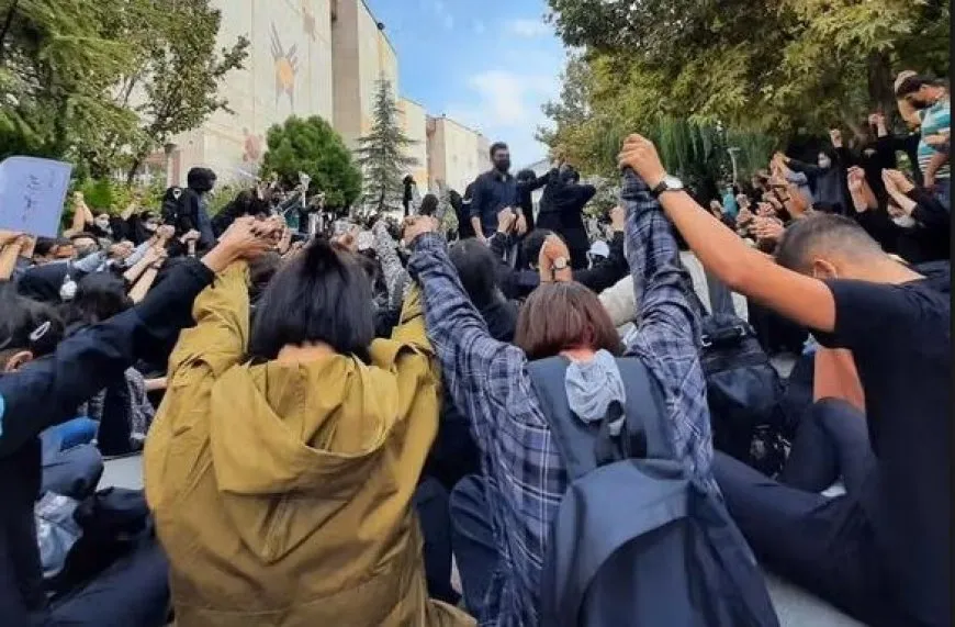 Rêxistinan dijî binpêkirinên rejîma Îranê bang kirin