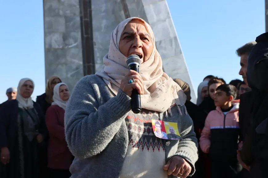Gelê Firatê şervanekî QSD`ê oxir kir û gerîlayek bi bîr anî