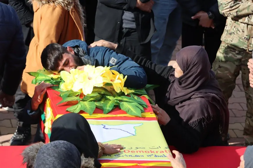 Şehîd Egîd Tolhildan bi merasîmeke girseyî hat oxirkirin
