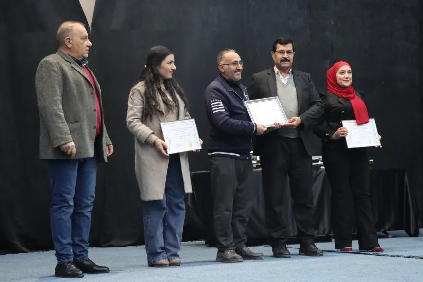 Pêşangeha Hunera Şêwekariyê bi xelatkirinê bi dawî bû