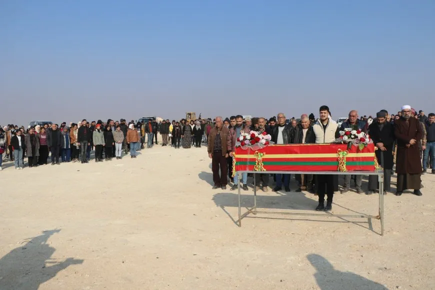Şêniyên Şêxmeqsûd û Eşrefiyê cenazeyê Fedwa El Kurdî spart axê