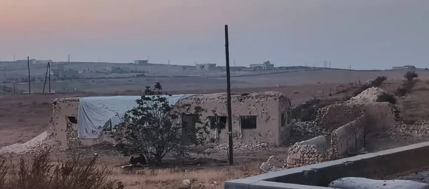 Droneke xwekuj êrişî malekê li derdora Bendava Tişrînê kir