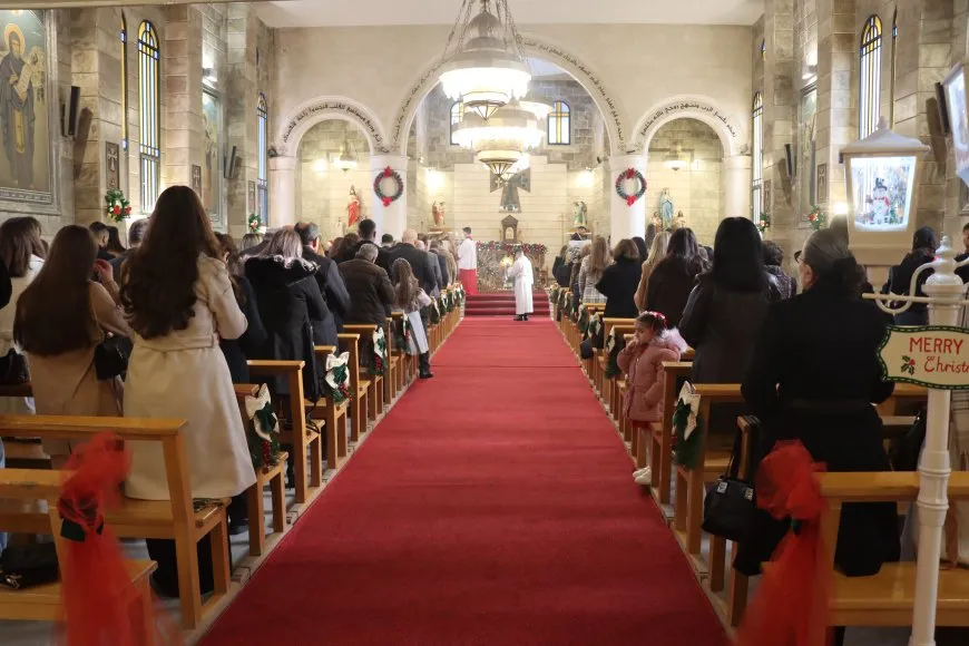 Li dêran rojbûna pêxember Îsa pîroz kirin