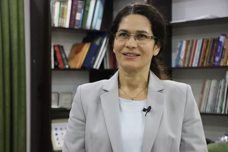 Îlham Ehmed peyamek da şêniyên taxên Şêxmeqsûd û Eşrefiyê û hikumeta veguhêz