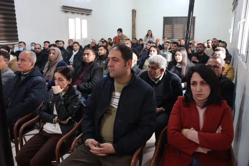 Bijîşkên kantona Firatê konferansa xwe ya duyemîn li dar xist