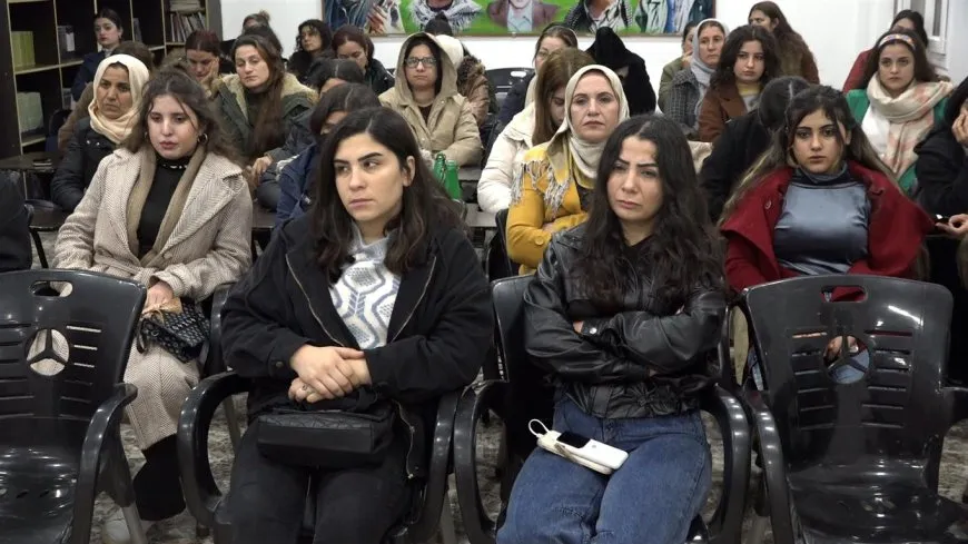 Yekitiya Jinên Ciwan a Dirbêsiyê xebatên salekê nirxandin