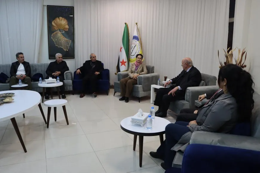 Dr. Omer Şêxmûs serdana Daîreya Têkiliyên Derve kir 