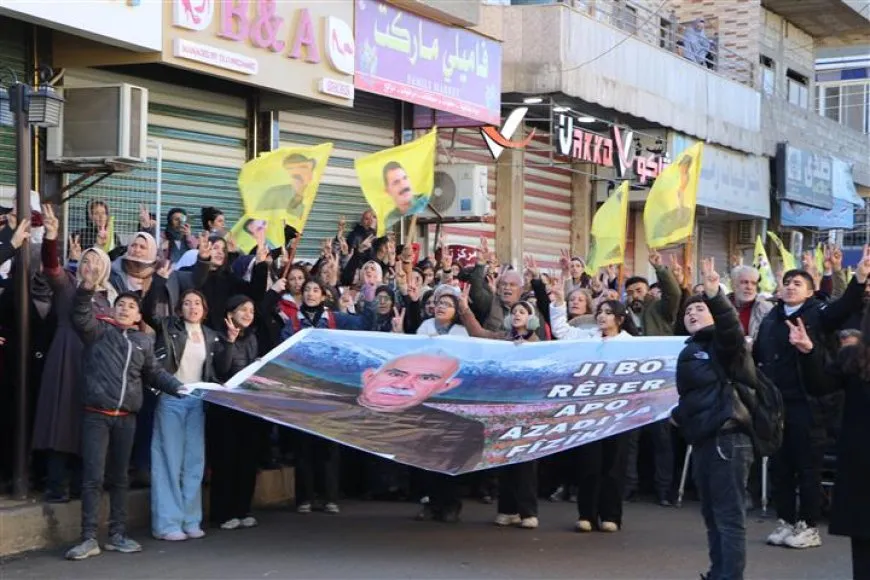 Bi hezaran kes ji bo azadiya fîzîkî ya Rêber Abdullah Ocalan meşiyan