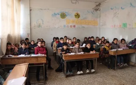 Li kantona Cizîrê dê rojên şemiyê jî perwerde bê dayîn