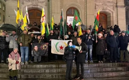 Di çalakiyên li Swîsreyê de berxwedana gel a Helebê hate silavkirin