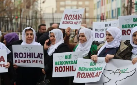 Dayikên Aştiyê yên Bakurê Kurdistanê û Tirkiyeyê ber bi Eqnereyê ve ketin rê