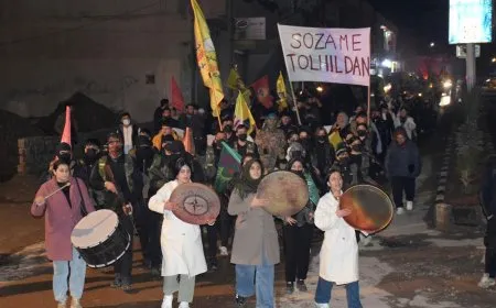 Ciwanên Şoreşger û Jinên Ciwan komkujiyên li Şêxmeqsûdê şermezar kirin