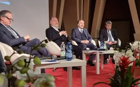 Li Mîlanoyê konferansa 'Di pirsirêka Kurd de aştî pêkan e'
